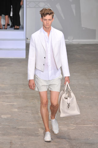 Louis Vuitton / - 2009